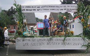 Umzug mit Mottowagen